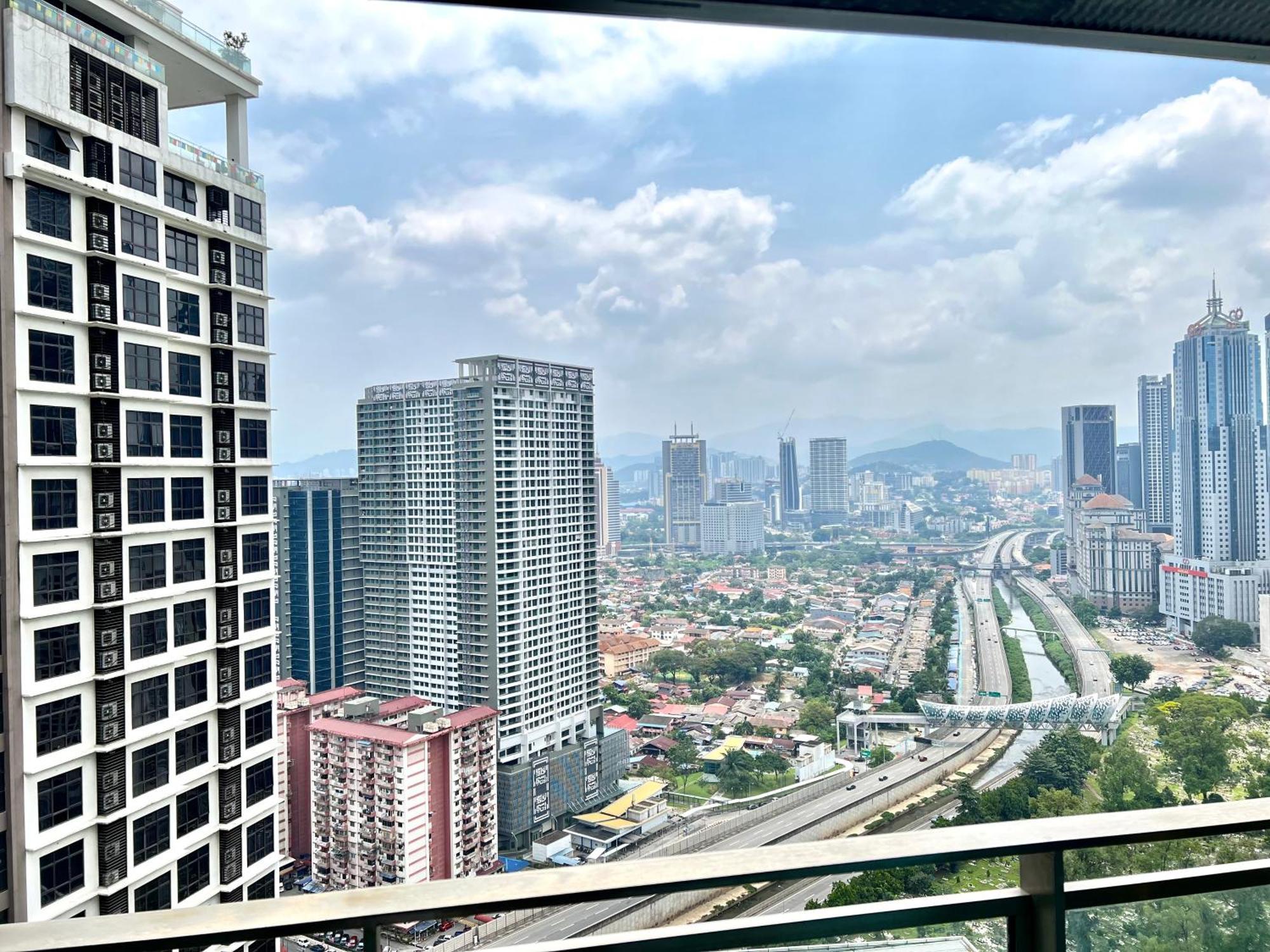 Summer Suites Klcc By Whollmark クアラルンプール エクステリア 写真